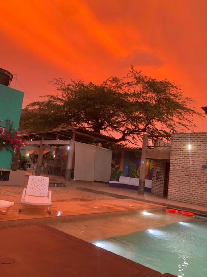 Hostal Aurora, Smith Lodging ตากังกา ภายนอก รูปภาพ