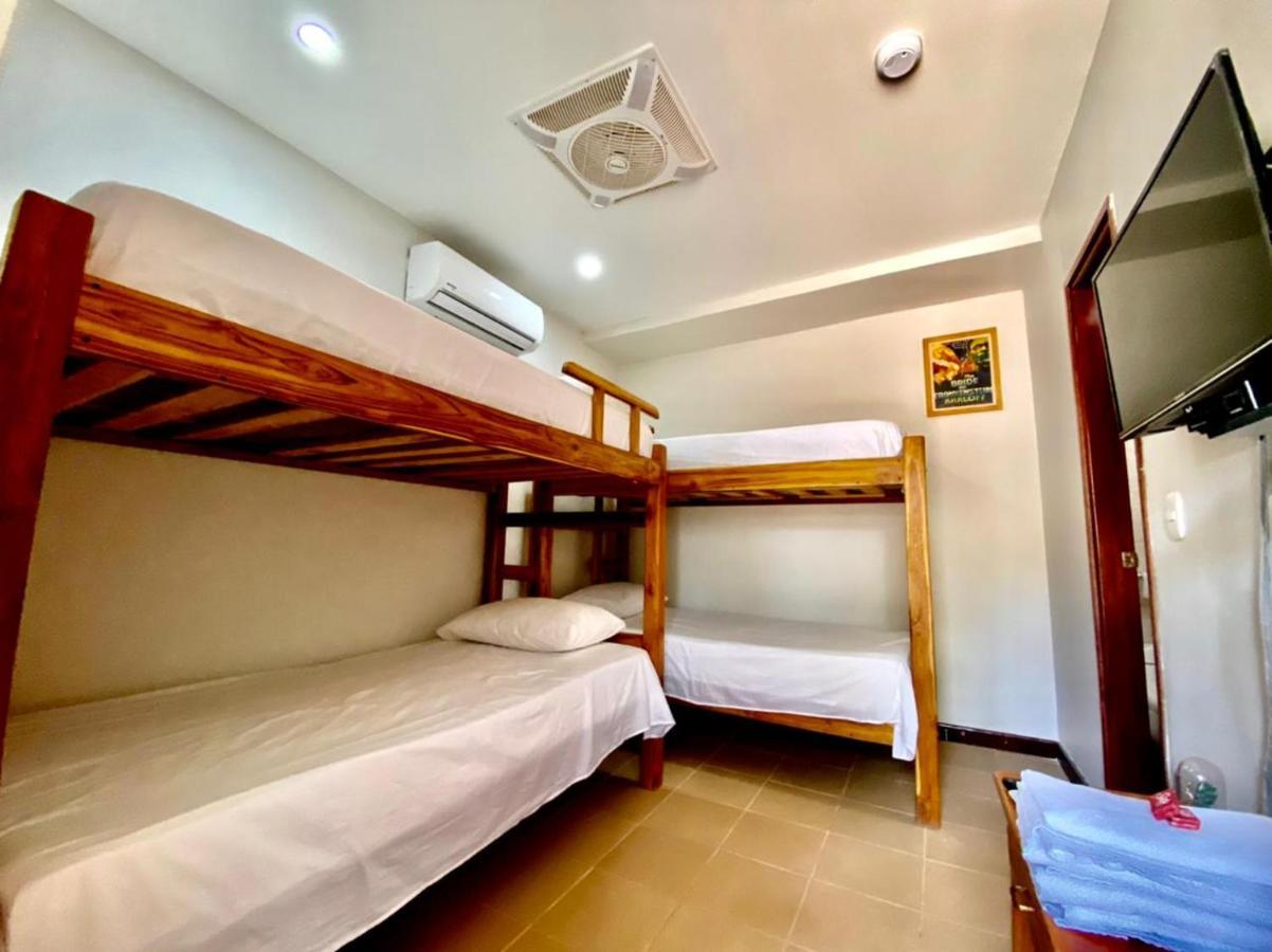 Hostal Aurora, Smith Lodging ตากังกา ภายนอก รูปภาพ