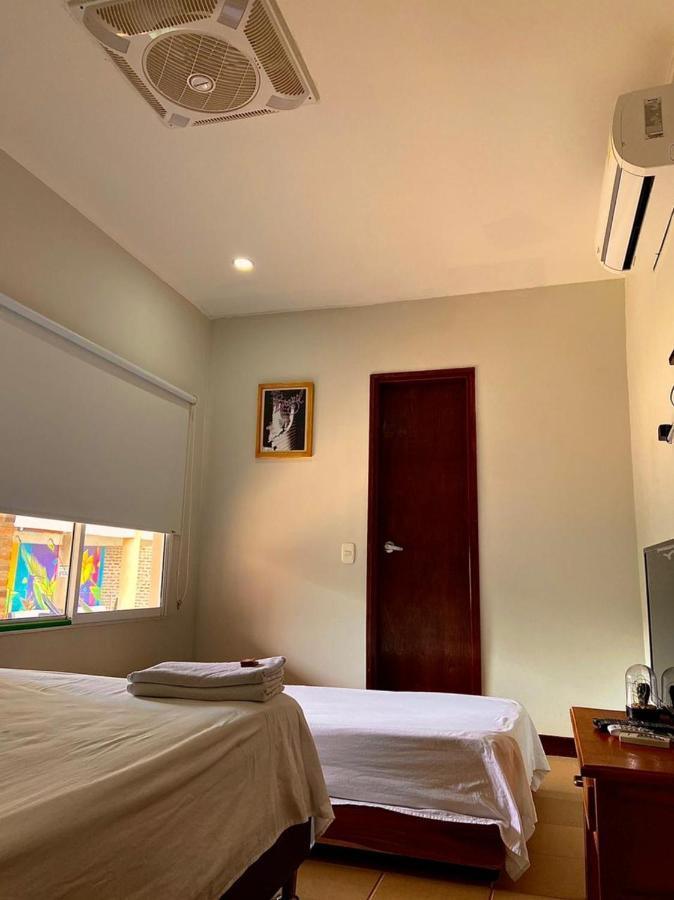 Hostal Aurora, Smith Lodging ตากังกา ภายนอก รูปภาพ